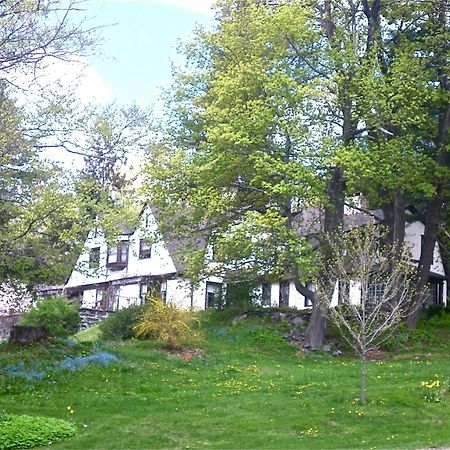 Whistler'S Inn Lenox Dış mekan fotoğraf